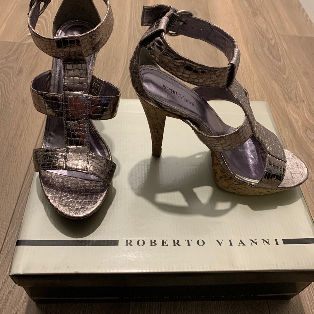 Pewter Roberto Vianni heels